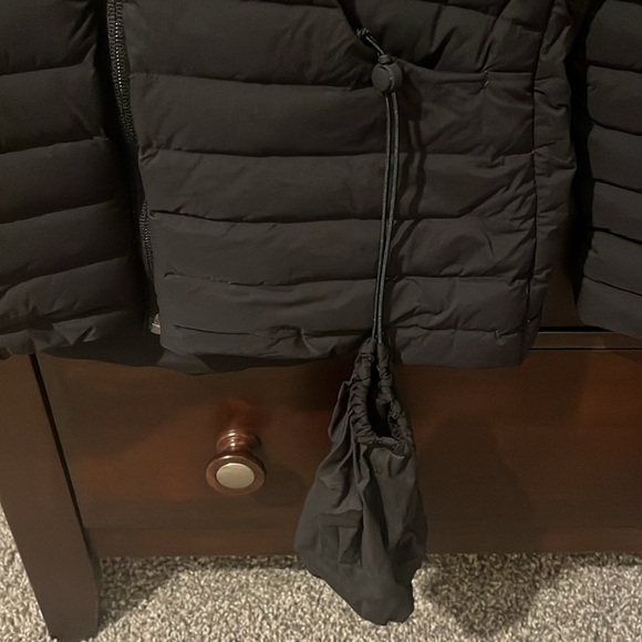 Lululemon Jacket - Picture 3 of 8